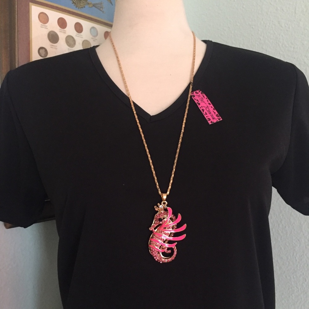 NWT Pink Crystal Seahorse Pendant